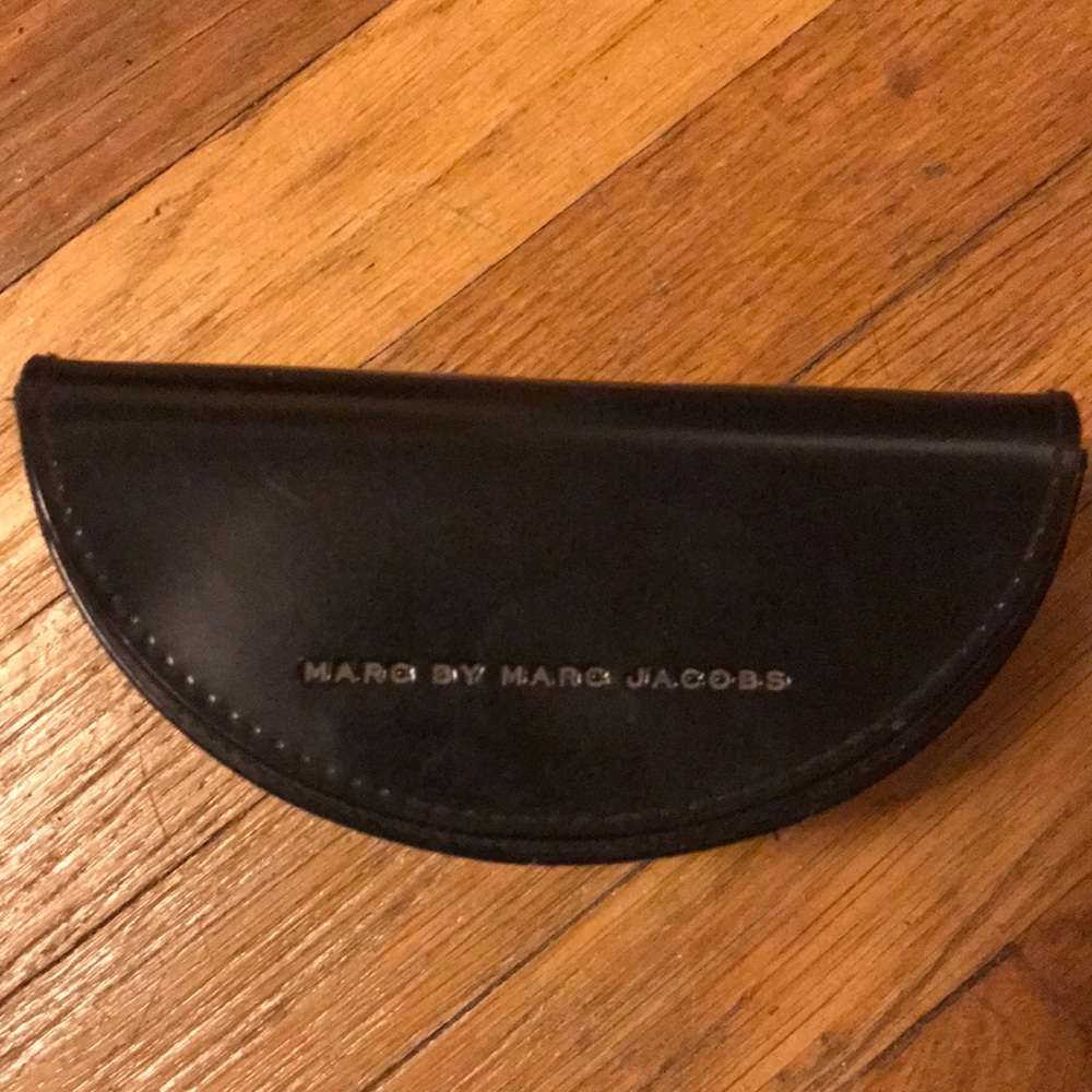 Black Marc Jacobs sunglasses case
